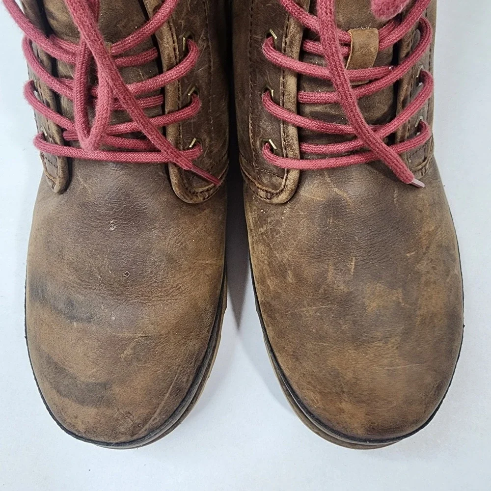 UGG Chukka Men's Size 10 F27019C Winter Boots -Chestnut Suede Waterproof  EUC